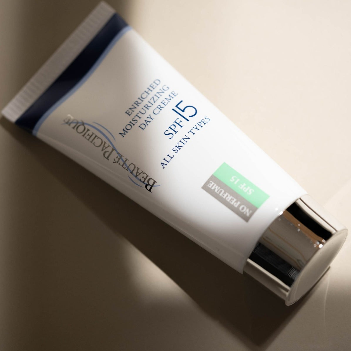 ENRICHED MOISTURIZING CREAM ALL SKIN TYPES 15 SPF | 50 ml